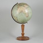 1614 4402 EARTH GLOBE